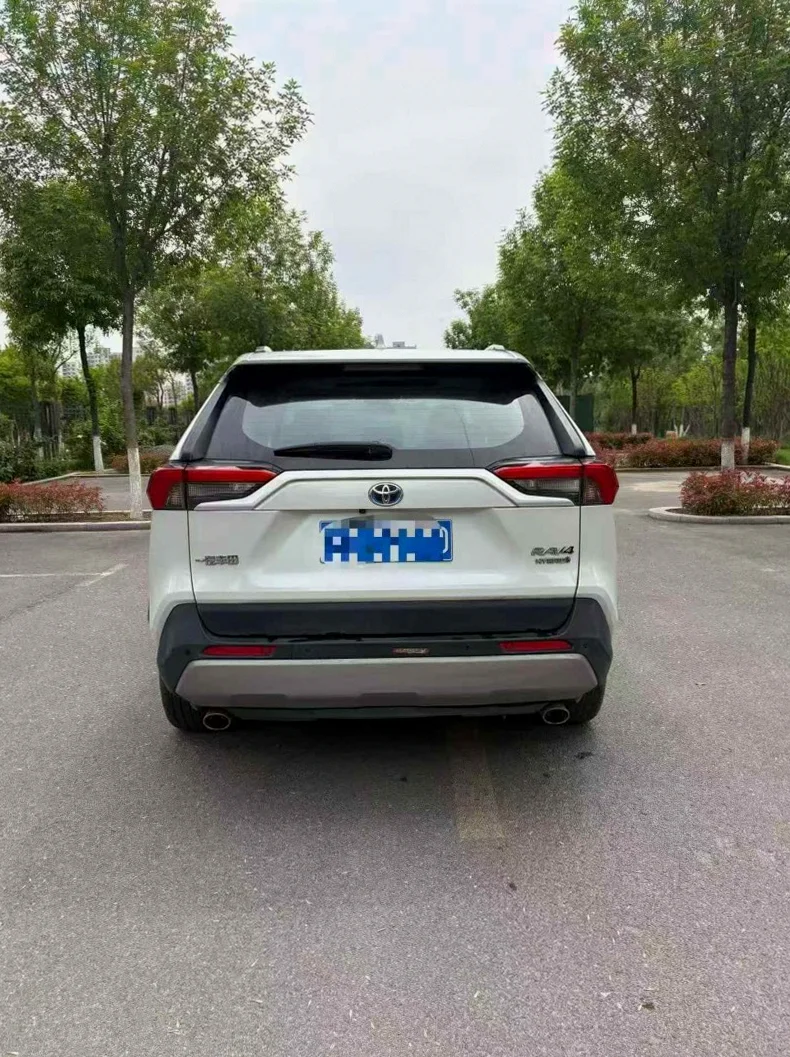 丰田RAV4 内饰后排