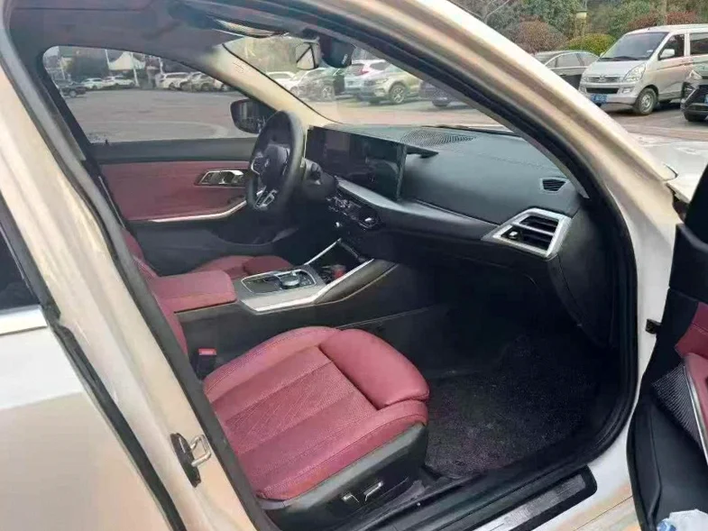 宝马I3 后面外观一