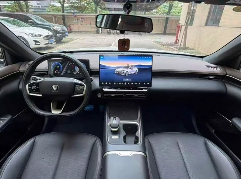 长安汽车逸动 后面外观三