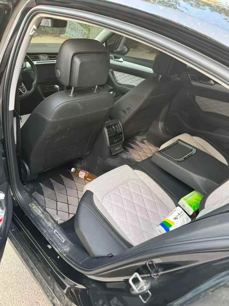 大众迈腾 正面外观三