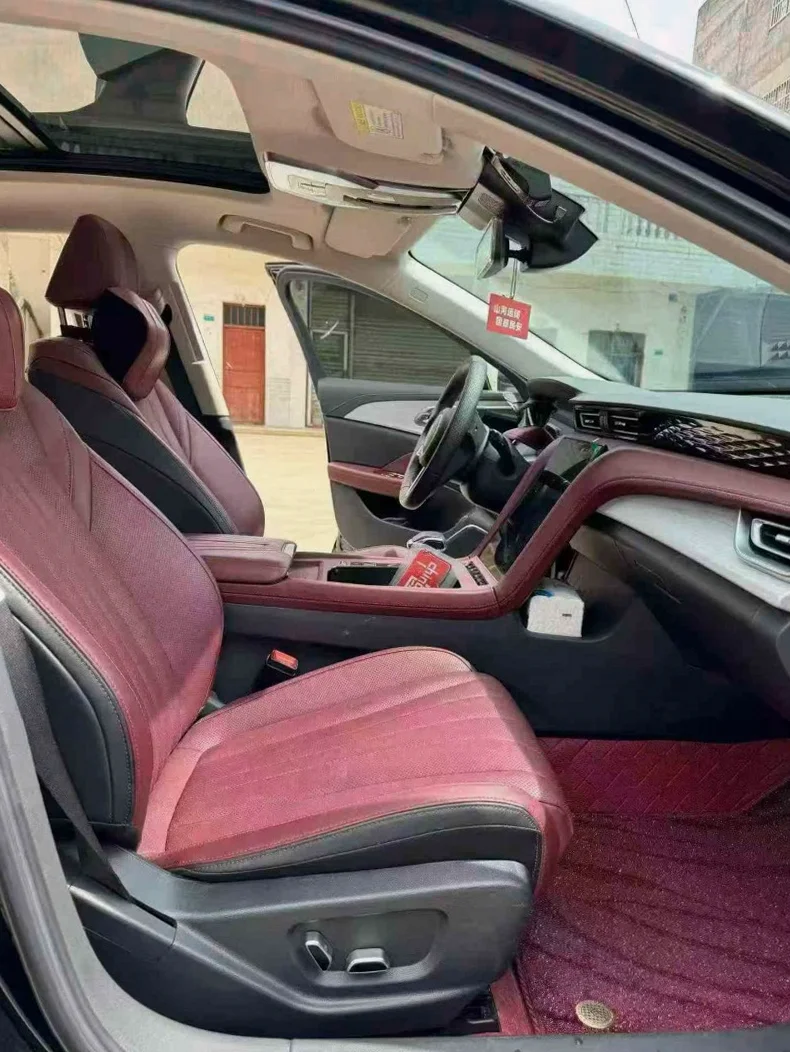 红旗H5 后面外观一