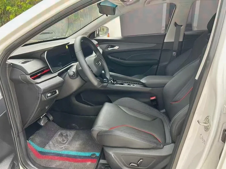 吉利缤瑞 后面外观二