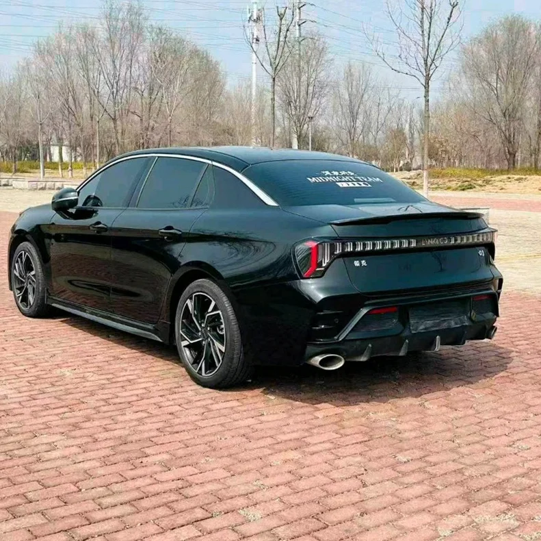 领克03 后面外观三