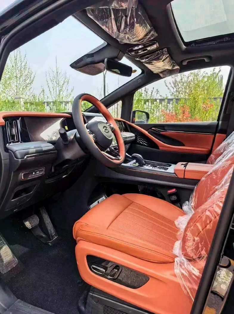 传祺M8 后面外观三