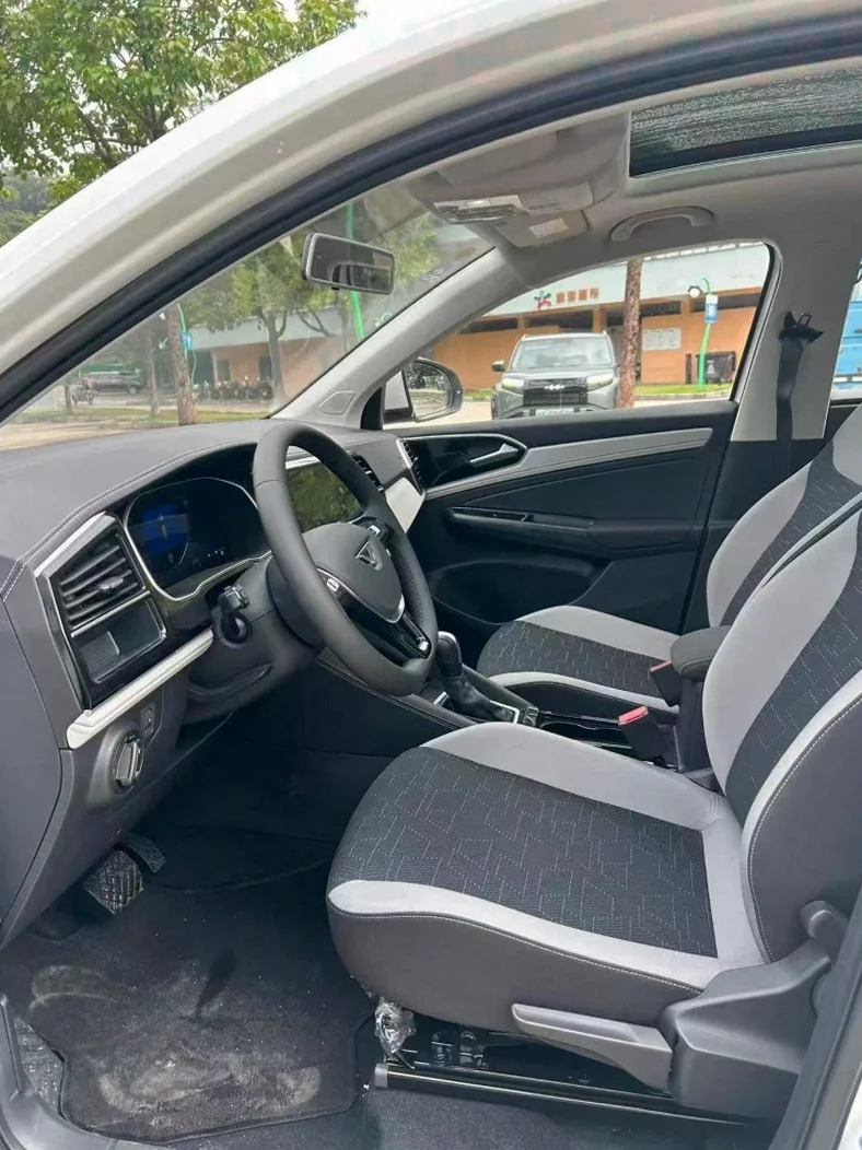 大众捷达 后面外观一