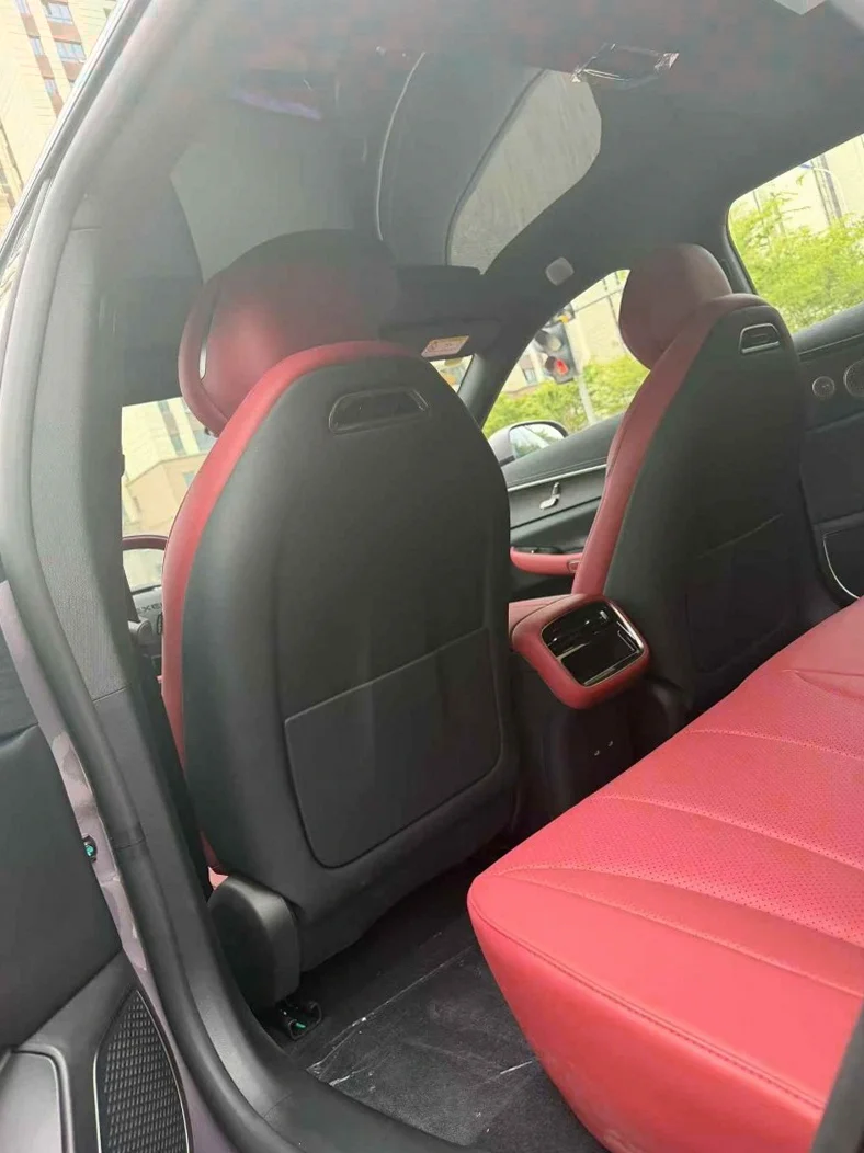 奇瑞星途 后面外观一