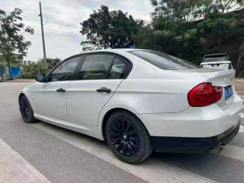 宝马3系 内饰后排