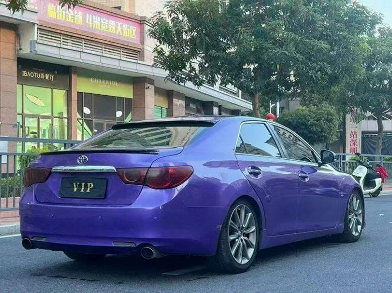 丰田锐志 内饰后排