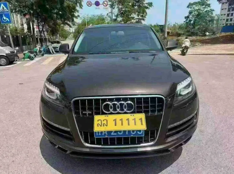 13年奥迪Q7进取型