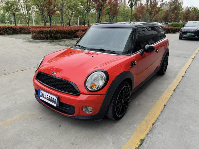 宝马迷你 正面外观二