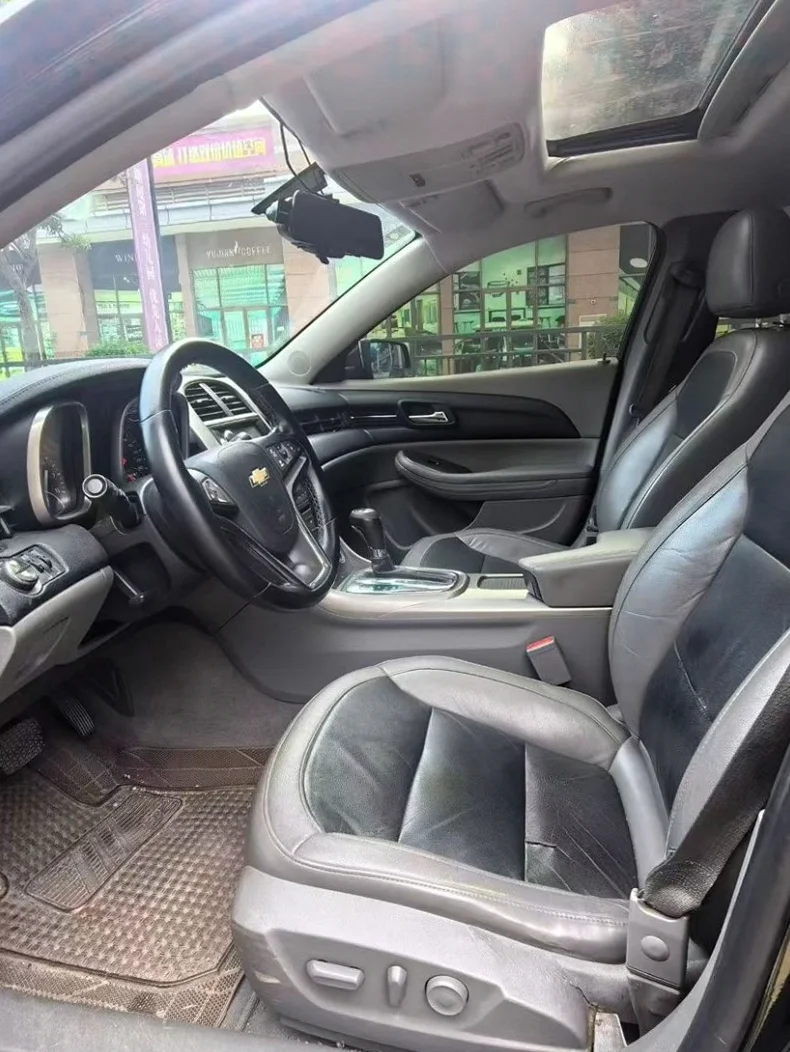 雪佛兰迈锐宝 内饰后排