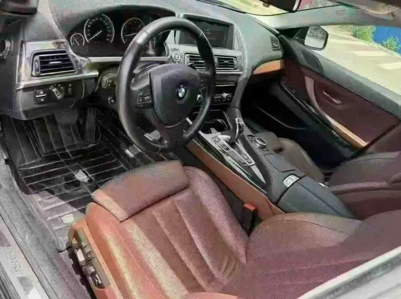 宝马6系 后面外观一