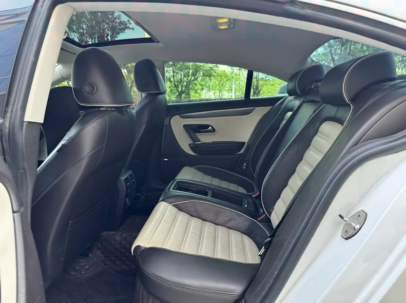 大众CC 内饰前排