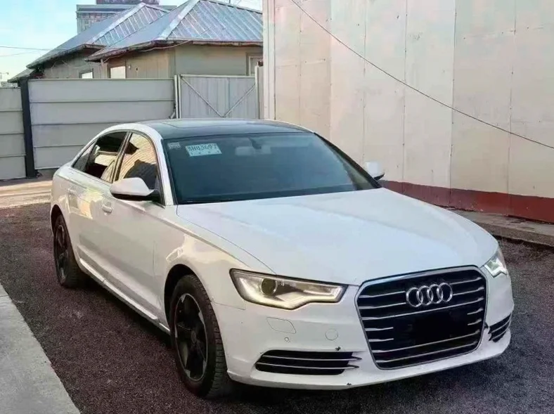 奥迪A6L 正面外观三