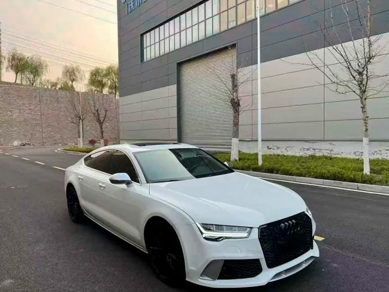 奥迪A7L 正面外观三