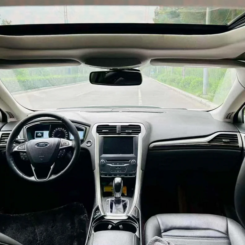 福特蒙迪欧 后面外观二