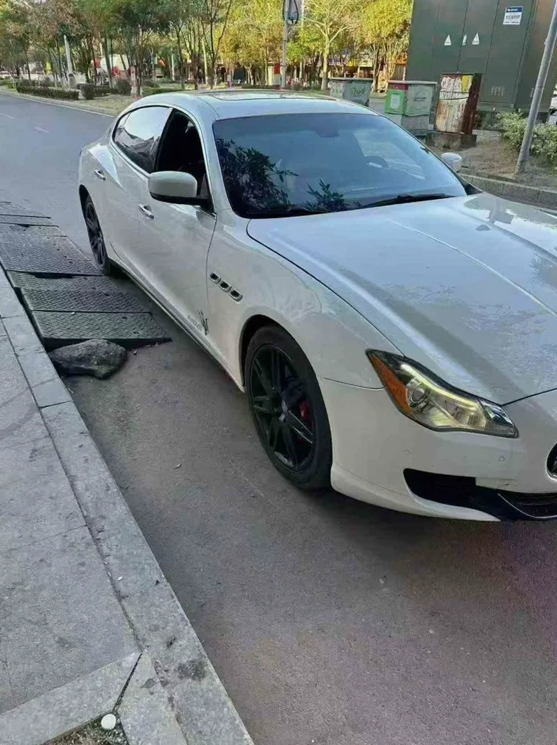 玛莎拉蒂总裁 正面外观二