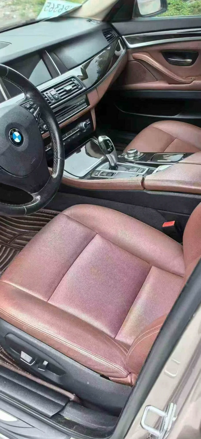 宝马5系 正面外观三