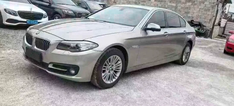 宝马5系 正面外观二