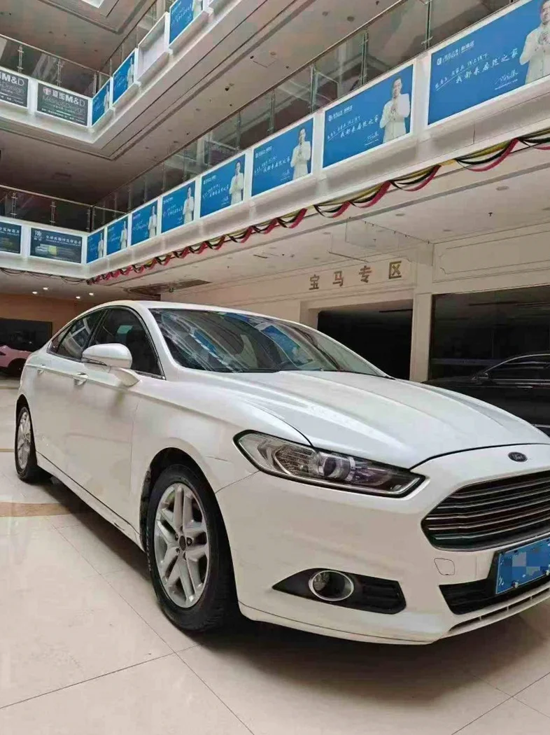 福特蒙迪欧 正面外观二