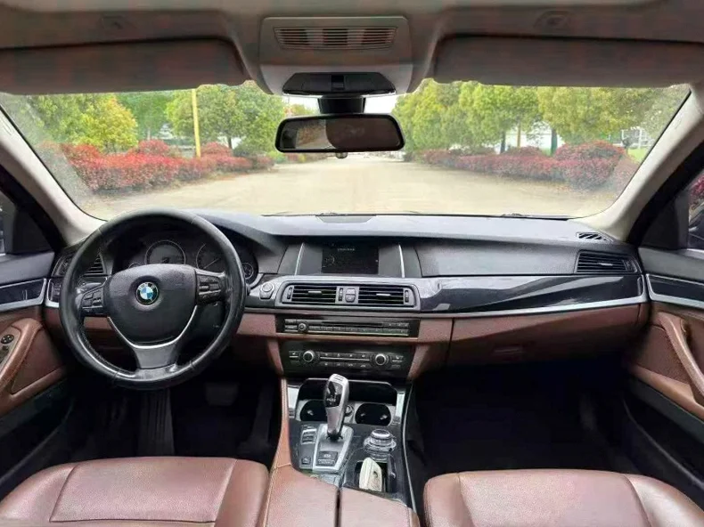 宝马5系 后面外观三