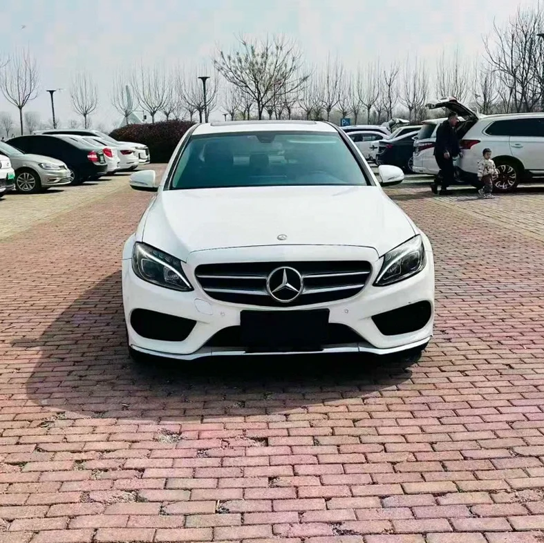 17年奔驰C180L时尚运动版