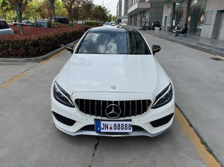 17年奔驰C200 轿跑版