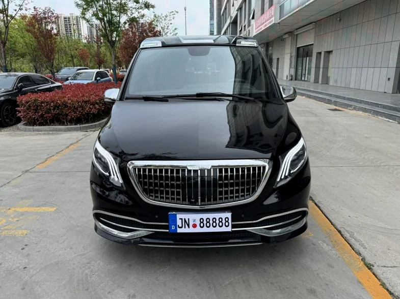 17年奔驰威霆2.0T精英版