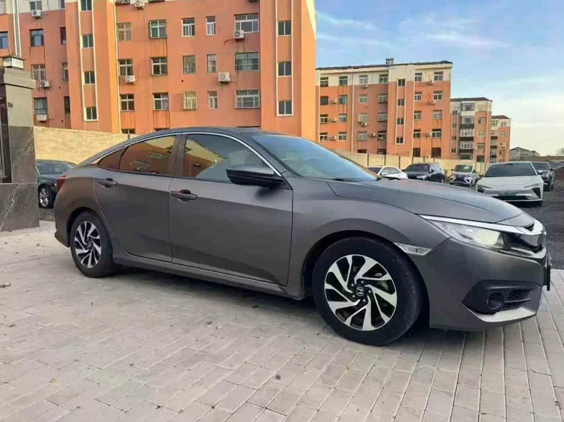 本田思域 正面外观二