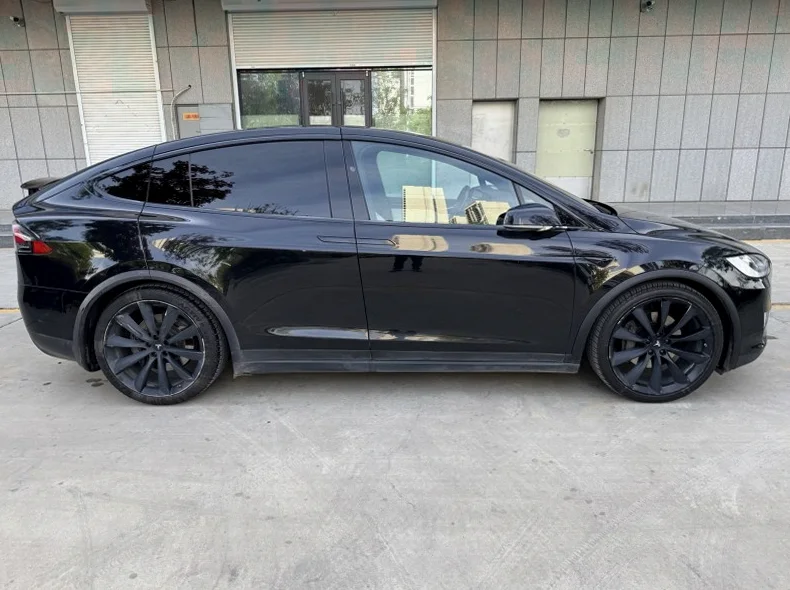 特斯拉MODEL 内饰后排