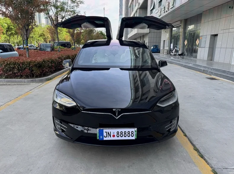 17年特斯拉MODEL X 六座版