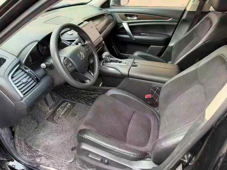 本田冠道 后面外观一