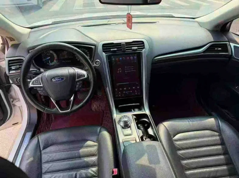 福特蒙迪欧 后面外观二