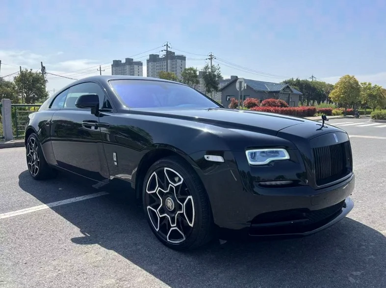 劳斯莱斯魅影 正面外观二