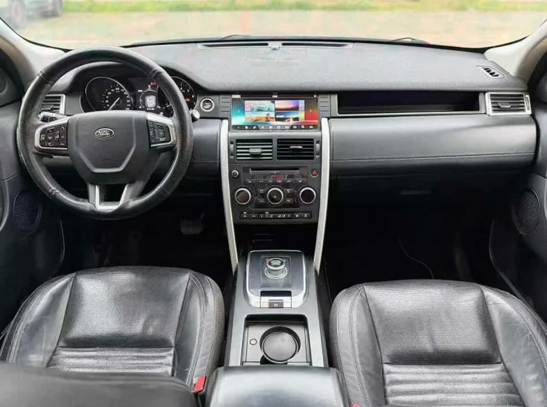 路虎发现神行 后面外观二