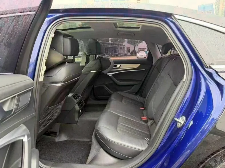 奥迪A6L 后面外观三