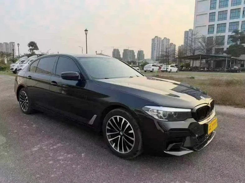 宝马5系 正面外观二