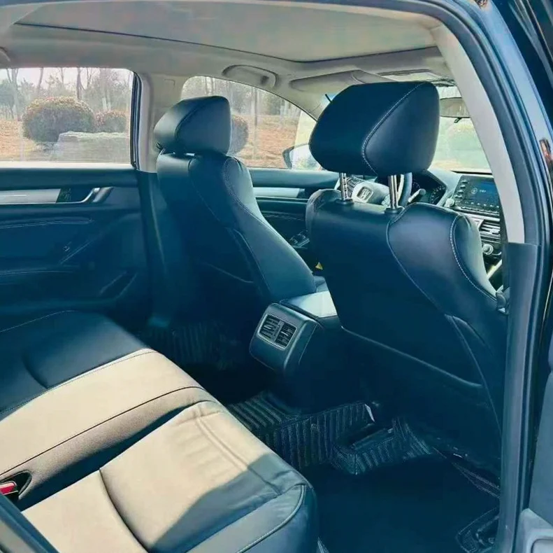 本田英诗派 后面外观二