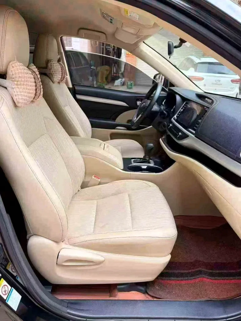 丰田汉兰达 后面外观二