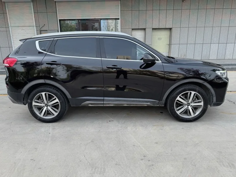 哈弗H6 内饰前排