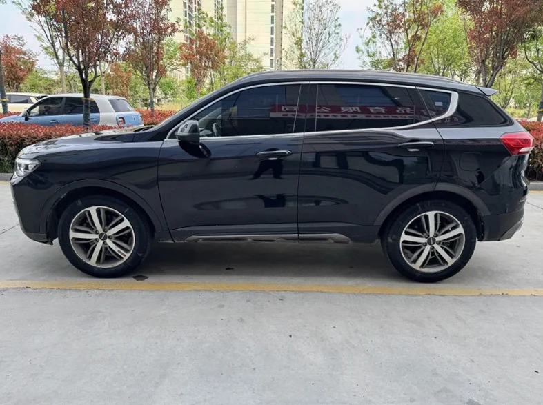 哈弗H6 后面外观一