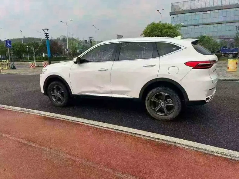 哈弗F7 内饰前排