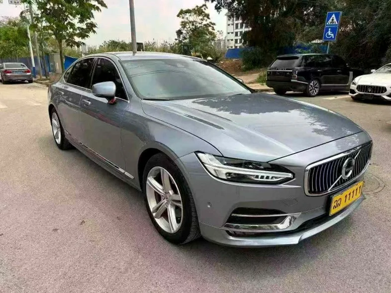 沃尔沃S90 正面外观二