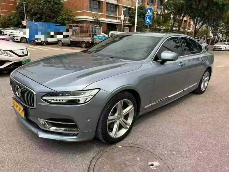沃尔沃S90 正面外观三