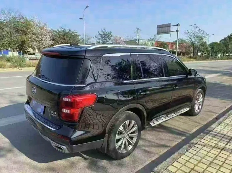 传祺GS8 内饰后排