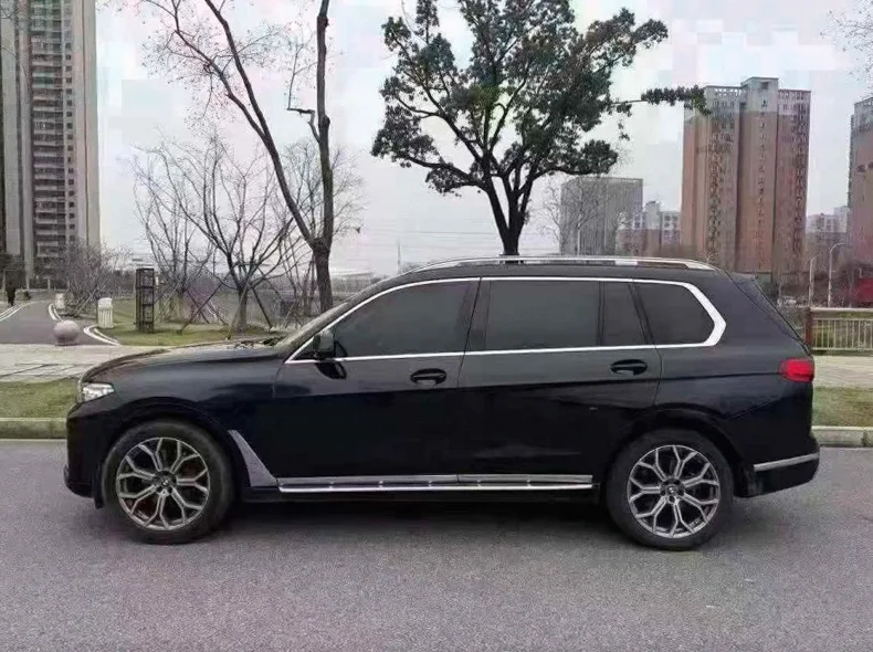 宝马X7 内饰后排