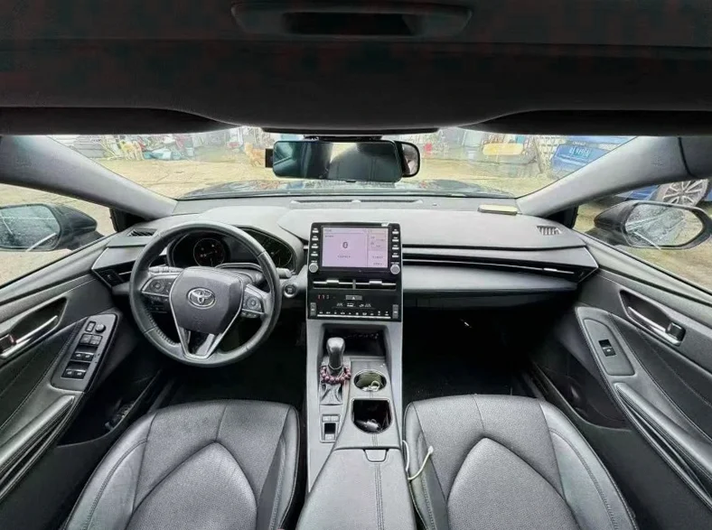 丰田亚洲龙 后面外观三