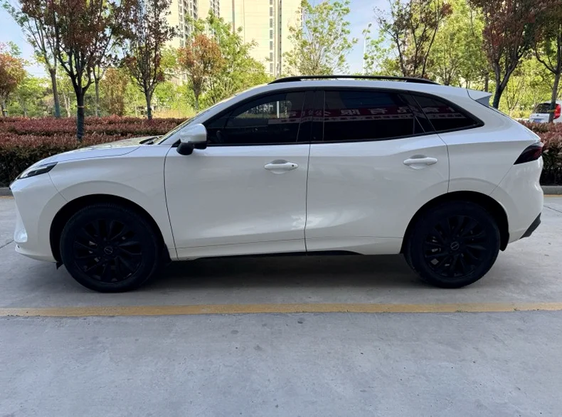 风行东风 正面外观三