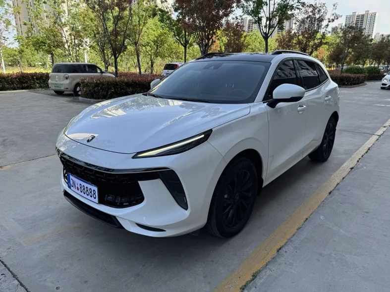 风行东风 内饰前排