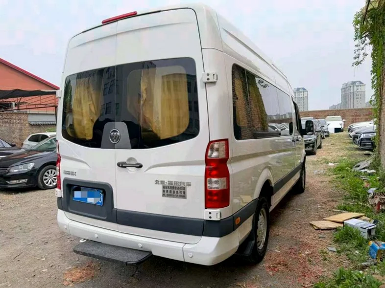 福田图雅诺 后面外观三